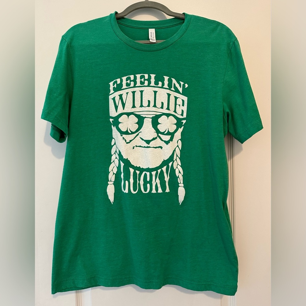 Feelin’ “Willie” Lucky T-shirt, Green, Size Large